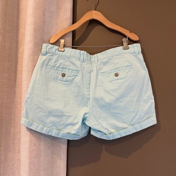 Women's Khaki's by Gap Sea foam Green, 4" shorts, Size 10 - Picture 4 of 8